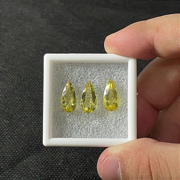 Berilo Facetado Gota Trio 7x14