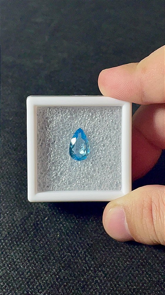 Topázio Azul Facetado Gota 8x13