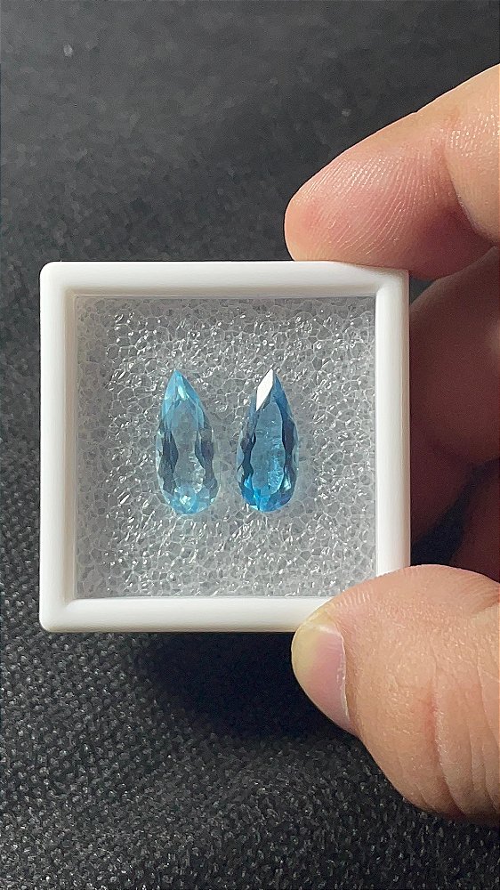 Topázio Azul Facetado Gota Par 7x16