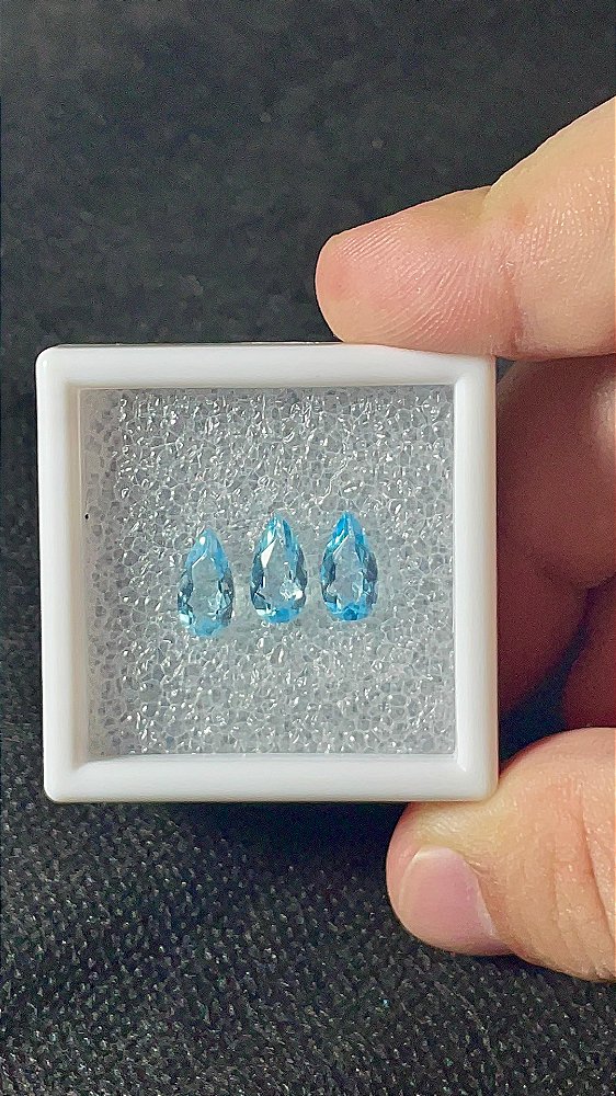 Topázio Azul Facetado Trio Gota 5x10
