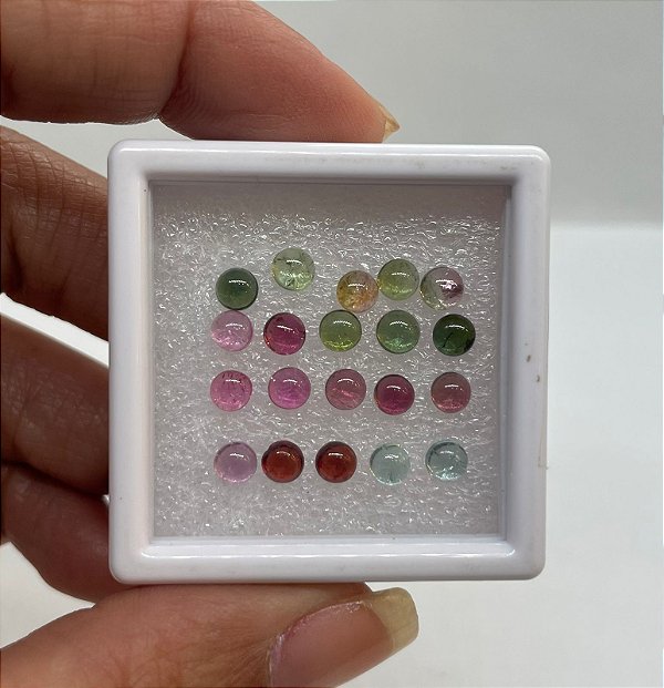 Turmalina Redonda Cabochão lote 20 pedras
