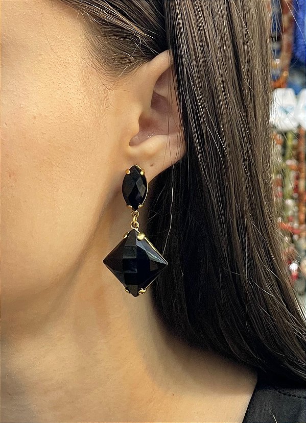 Brinco Banhado a ouro 18k de Ônix