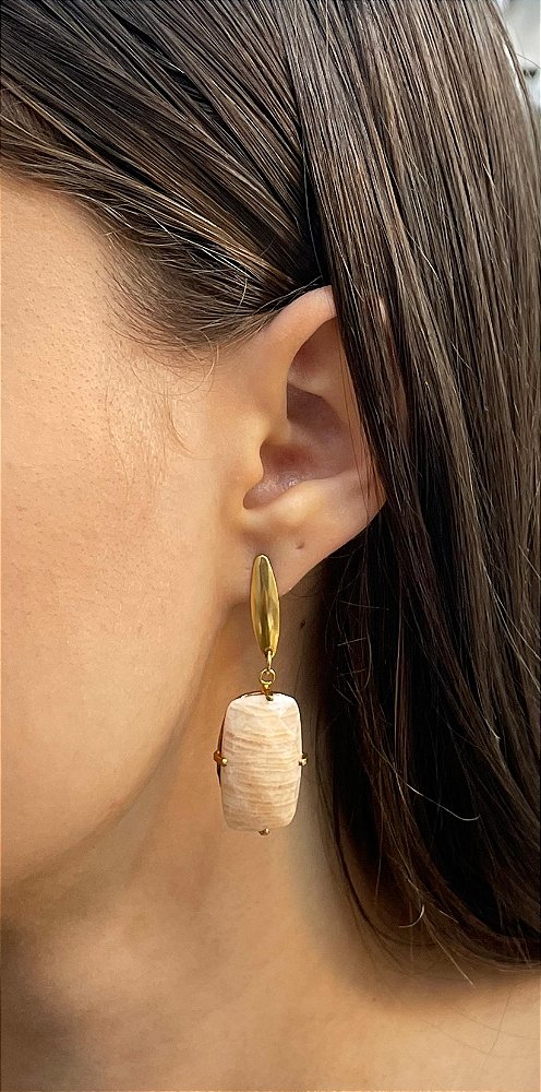 Brinco Banhado a ouro 18k de Amazonita Bege