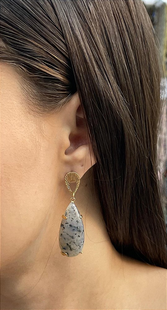 Brinco Banhado a ouro 18k de Calcedônia Com Dendrita