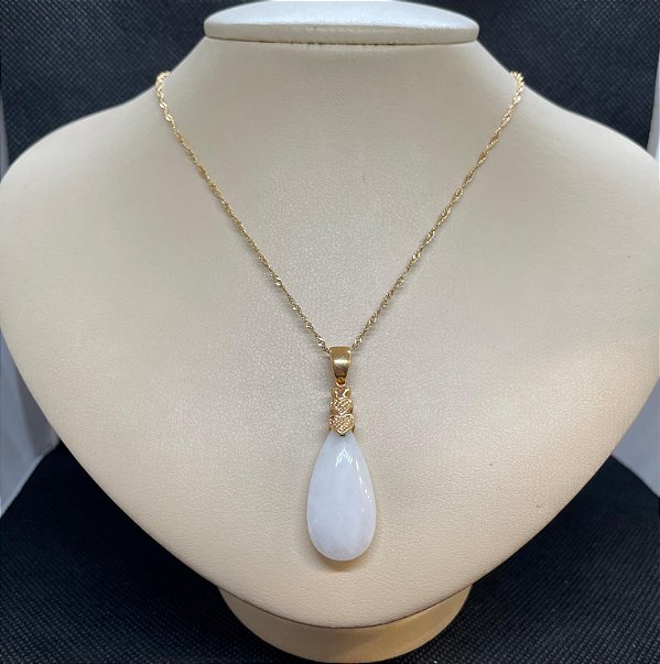 Pingente Banhado à ouro 18K de Pedra Quartzo Branco