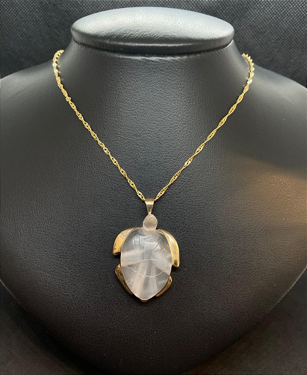Pingente Banhado à ouro 18K de Pedra Cristal em formato de Tartaruga