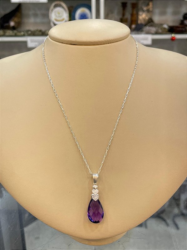 Colar de Prata com pingente em Zirconia lilás