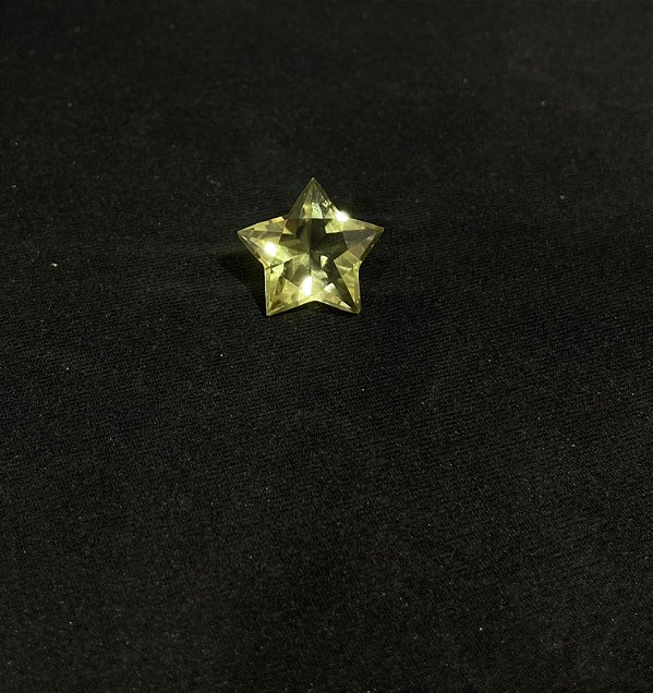 Quartzo Diverso Facetado Green Gold Estrela 17mm