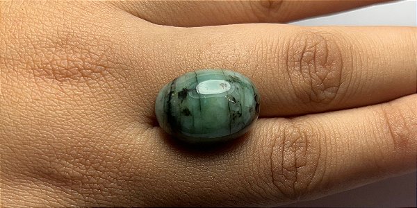 Esmeralda Beriba Cabochão Oval 14,5 x 20,5 mm