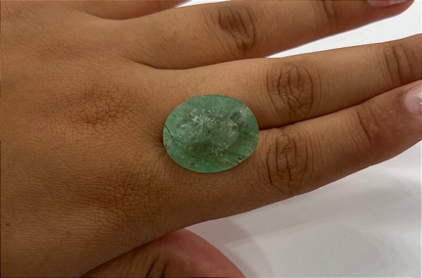 Esmeralda Oval Facetada 18,1 x 22,3 mm