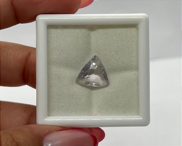 Ametista Facetada Rosé de France Trillion 10,7 x 11,9 mm