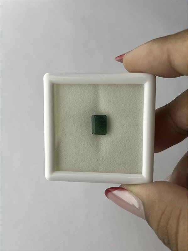 Esmeralda Facetada Retangular 5,5x7,2mm