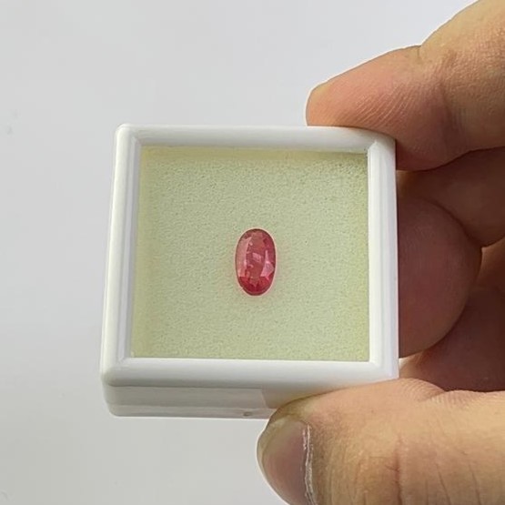 Rodonita Facetada Oval 5,5 x 10 mm