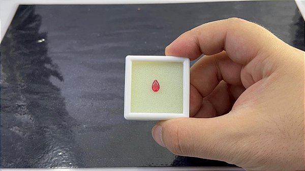 Rodonita Facetada Gota 5 x 7,5 mm