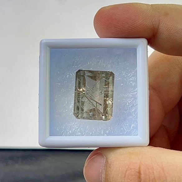 Rutilo Facetado Retangular 14,4 x 18,2 mm