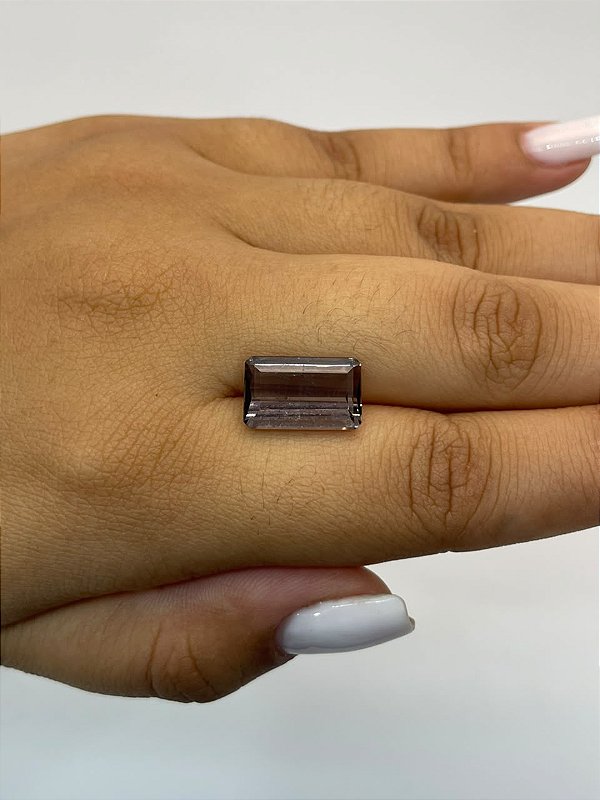 Turmalina Vinho Facetada Retangular 8,8x14,1mm
