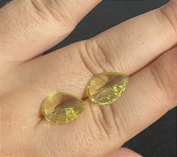 Quartzo Green Gold Gota Par 11x16 mm