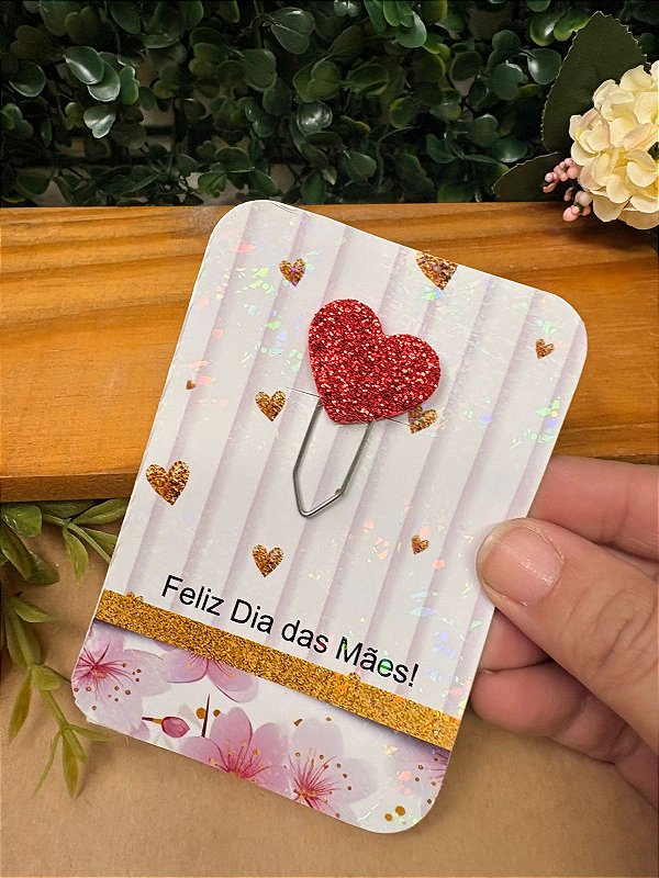 Tag com clips de coração Premium com acabamento artesanal - Personalizado