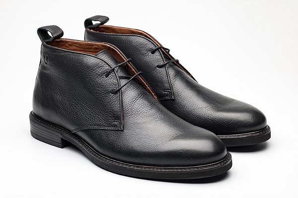 Bota Chukka de Couro Preto