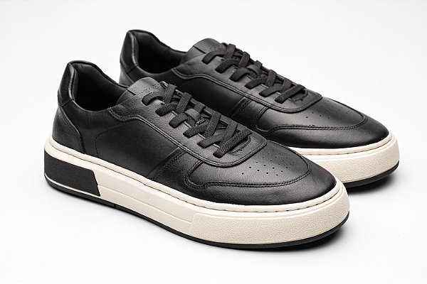 Sneaker Couro Preto