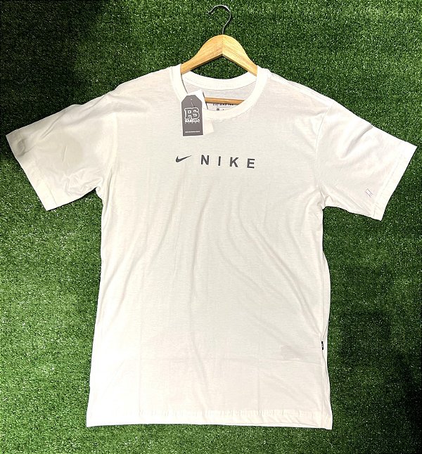 Camiseta Nike Branca - Pronta Entrega - Rabello Store - Tênis, Vestuários,  Lifestyle e muito mais