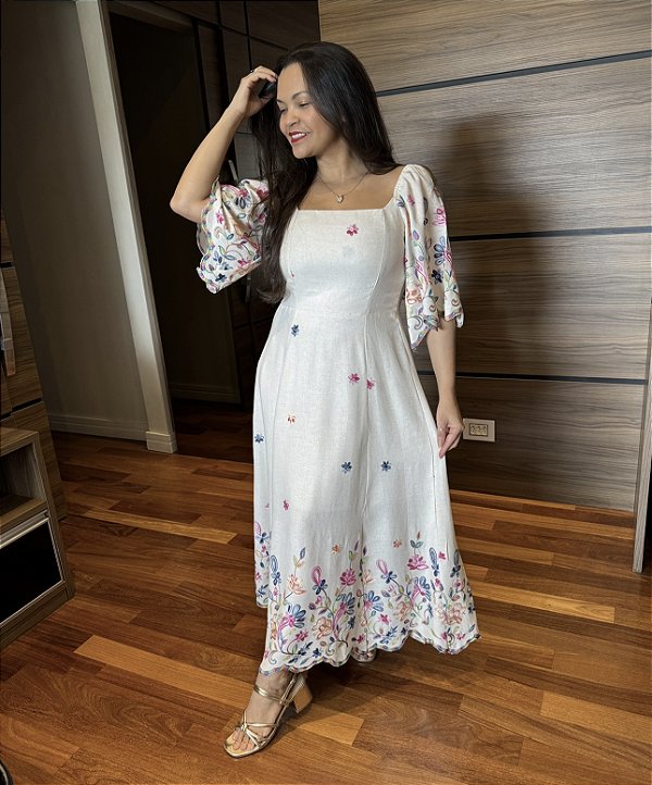 Vestido Bordado mangas