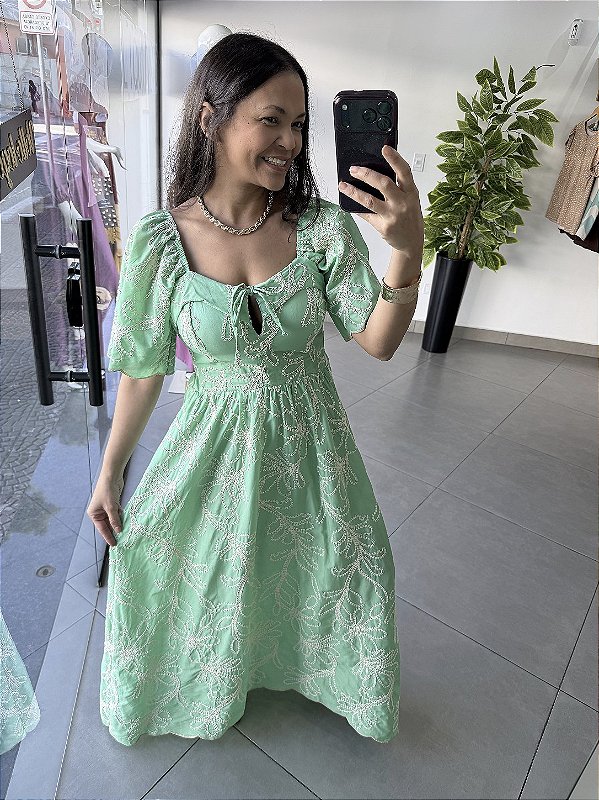Vestido Bordado