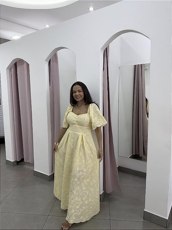 Vestido Bordado