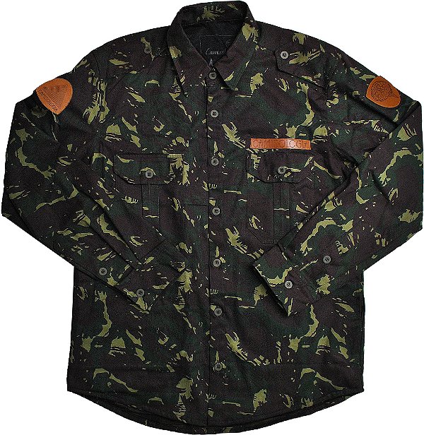 jaqueta camuflada militar