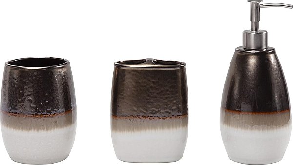 Conjunto de Acessórios para Banheiro em Cerâmica de 3 Peças com Dispensador de Sabonete ou Loção, Copo, Porta Escova de Dente dourado Stoneware Paseo Road da HiEnd Accents, Estilo Rust