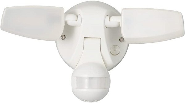 Luz de inundação de cabeça dupla integrada LED ativada por movimento branca de 180 graus HALO com CCT selecionável (3000K-5000K) para área externa.