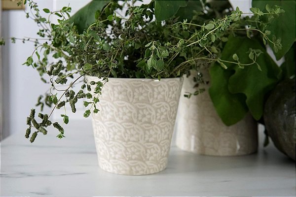 Euro Ceramica Coleção Chloe Elegante 5.3 Vaso/Centro Cerâmico Decorativo com Design Floral, Bege