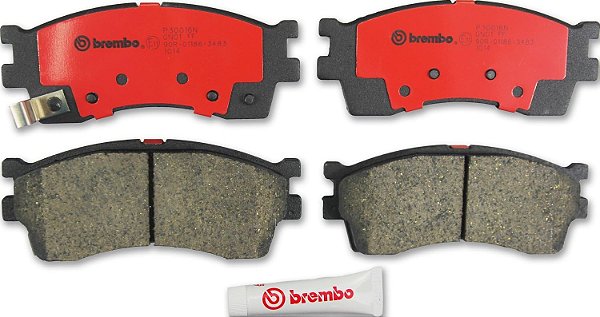 Conjunto de pastilhas de freio dianteiras de disco cerâmico premium Brembo P30016N para KIA OE# 0K9D03328Z