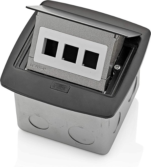 Caixa de Piso Pop-Up Leviton PFQP3-MB com inserção QuickPort de 3 Portas, Preto.
