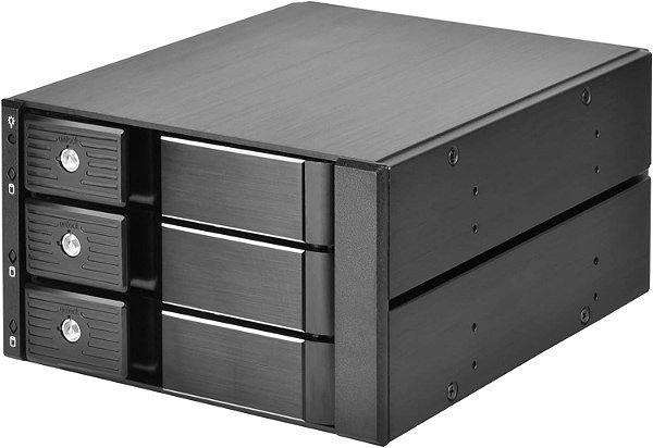 SilverStone FS303-12G - Dois compartimentos de 5.25 para três compartimentos de 3.5 SAS-12G / SATA 6Gbit/s sem bandeja quente, SST-FS303B-12G