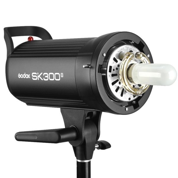 Flash de Estúdio Godox SK 300 II 220v