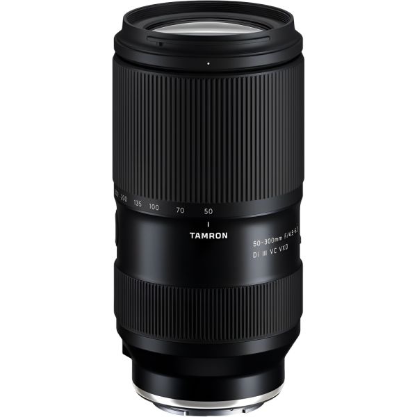 Lente Tamron 50-300mm f/4.5-6.3 DI-III VC VXD para Sony