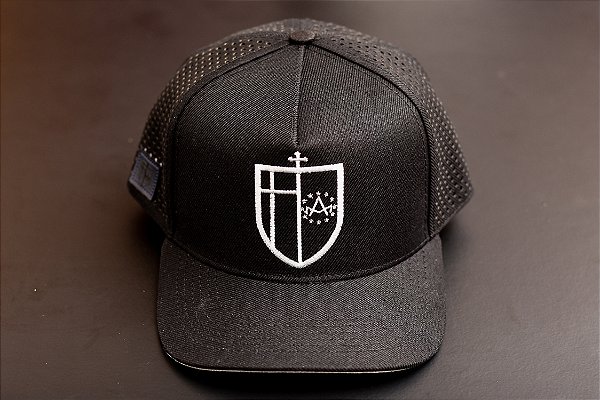 Boné Brasão Branco FSJPII