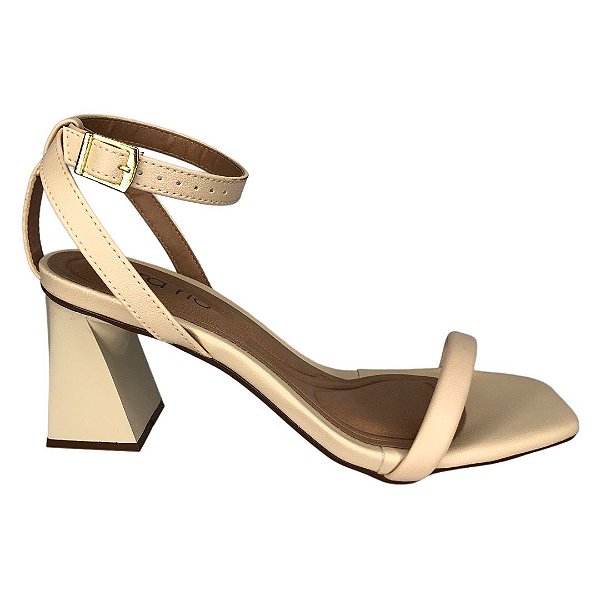 Sandália Feminina Beira Rio - 8471.104 - Creme