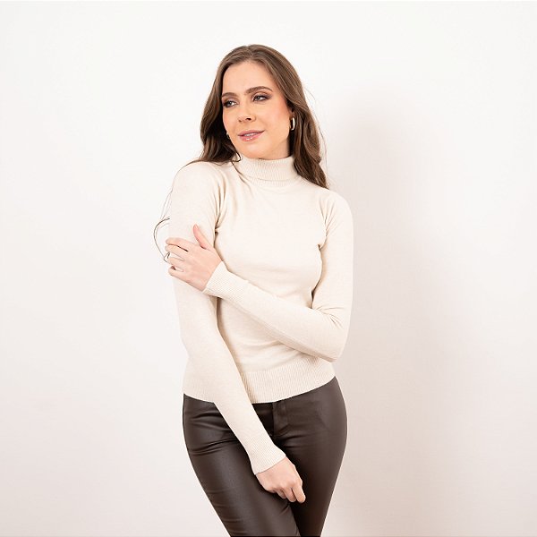Blusa Tricot Básica Gola Role Feminina