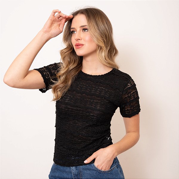 Blusa Em Renda Decote Redondo Manga Curta Feminina