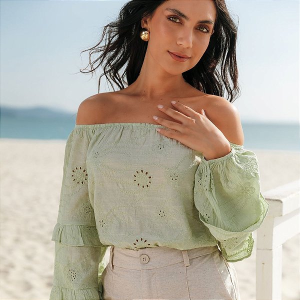 Blusa Bata Bordada Com Babados Na Manga Feminina