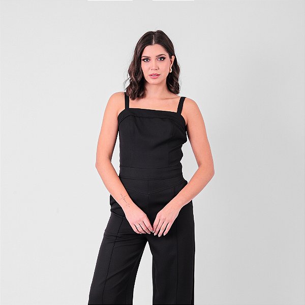 Macacão Reto Com Bolsos E Lastex Nas Costas