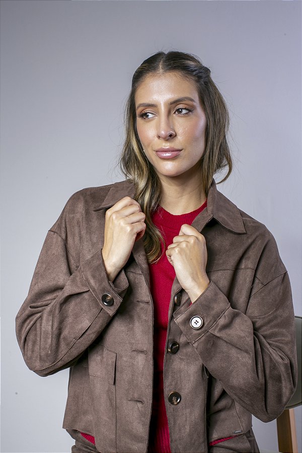 Jaqueta Suede Cropped Feminina com Bolsos