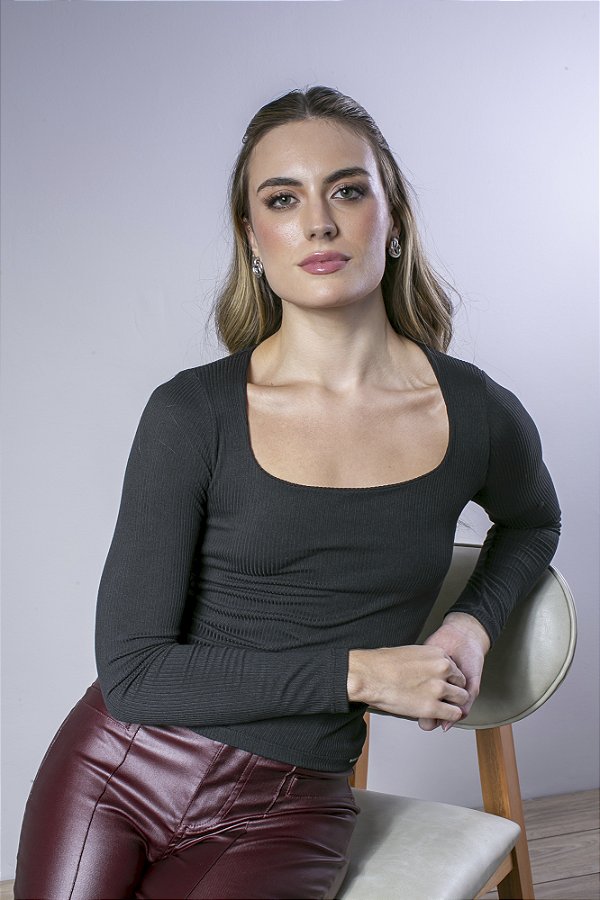 Blusa Feminina Canelada Decote Quadrado Manga Longa