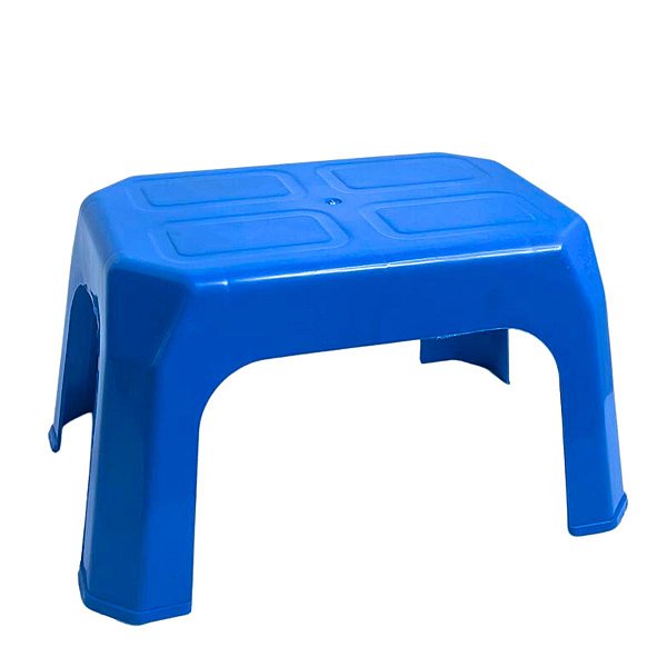 Banquinho plástico infantil azul para crianças pequenas - Lojas Lares