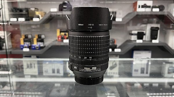 Lente Nikon AF-S DX 18-105mm f/3.5-5.6G ED VR- Usada em perfeito estado