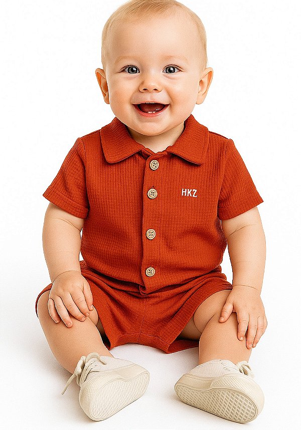 CONJUNTO INFANTIL MENINO COM CAMISA DE MANGA CURTA E BERMUDA