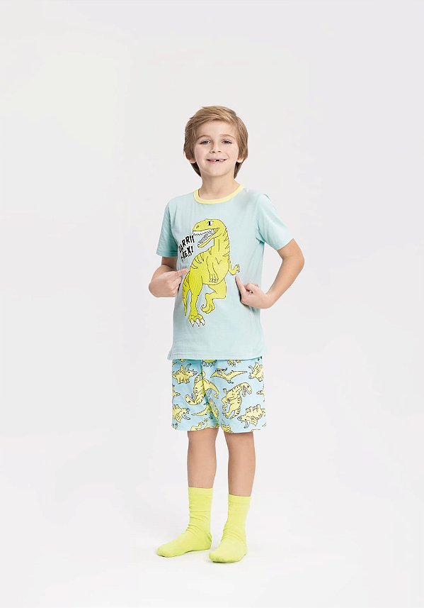 PIJAMA MENINO COM ESTAMPA QUE BRILHA NO ESCURO