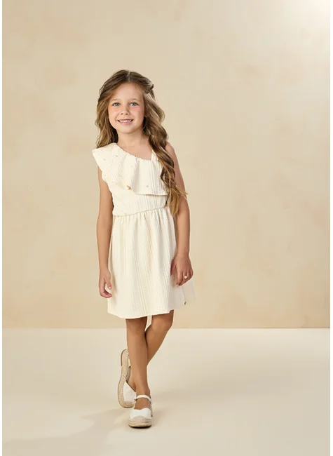 Vestido com Babado Frontal e Aplicação de Pérolas